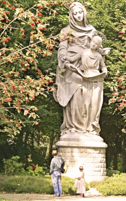 statue monumentale du parc sainte anne