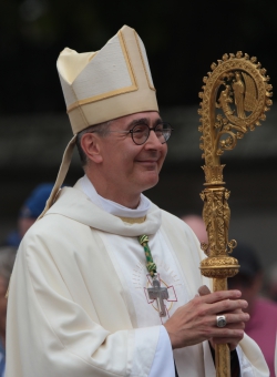 Mgr Matthieu Dupont, �v�que de Laval